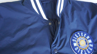 Unisex 1616 College Jacke von 16sports, blau mit Reißverschluss und Kapuze, gestepptes Design, sportlicher Look