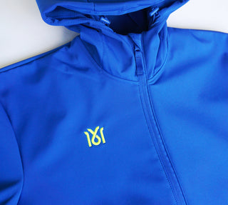 Unisex Softshell-Jacke von 16sports, bequem und winddicht, in roy-blau mit Reißverschluss und Kapuze, für Outdoor-Aktivitäten.