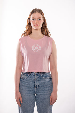 Damen T-Shirt von 16sports, bequemes 1616 Shooting Top in hellgrau, mit sportlichem Design und kurzen Ärmeln.