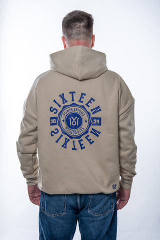Unisex 16sports Hoodie mit Wappen-Design, weiches Sweatshirt in Schwarz mit Logo-Print, bequemer Streetwear-Look.