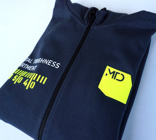 Graue MTD Athletic Kapuzen-Sweatjacke von 16sports mit Reißverschluss, bequemes Sweatshirt für sportliche Aktivitäten