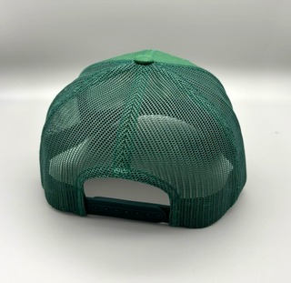 NFS SEALS Truckercap, schwarze Cap mit gesticktem Logo auf der Vorderseite, aus strapazierfähigem Stoff gefertigt.